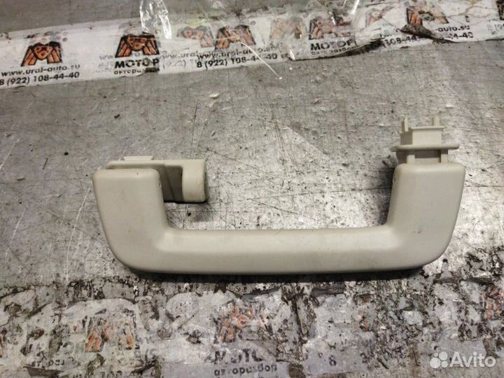 Ручка внутренняя потолочная задняя Ford Focus 3