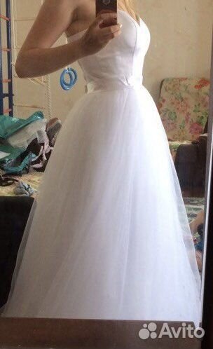 Свадебное платье со шлейфом 44 46