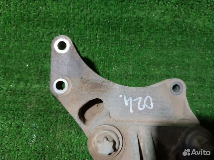 Кронштейн кпп Opel Corsa D (2006—2010)