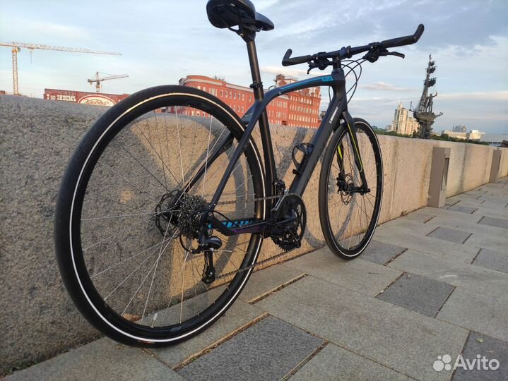 Карбоновый велосипед(рама М) Specialized Sirrus