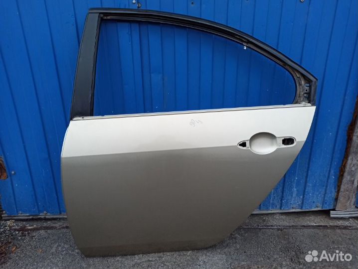 Дверь задняя левая Nissan Primera P12 QG16DE 2003