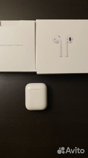 Беспроводные наушники apple airpods 1