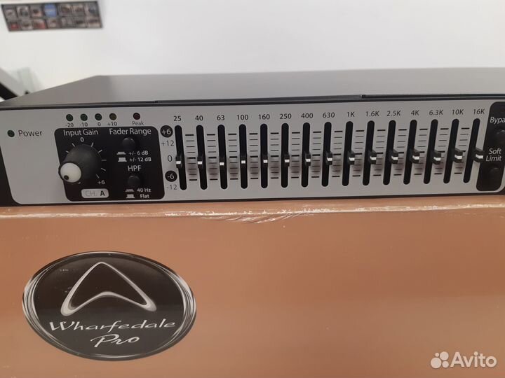 Эквалайзер wharfedale PRO Q 215 новый