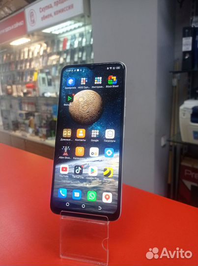 TECNO Spark 9 Pro, 4/128 ГБ