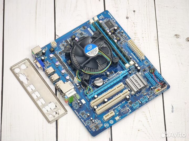 Материнская плата 1156 Gigabyte+ DDR3-4GB+i3 530