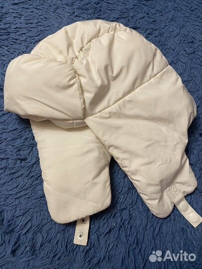 Продам шапку Reserved