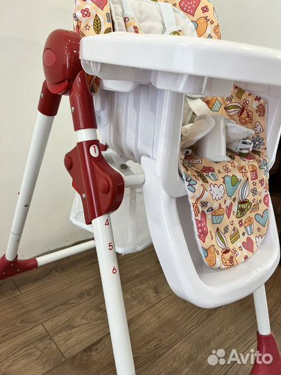 Стульчик для кормления babyton