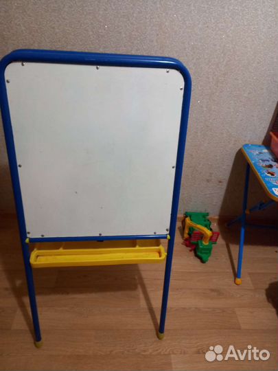 Мольберт детский двухсторонний