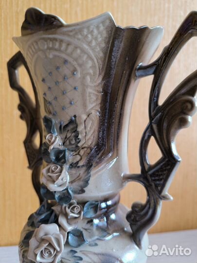 Очень красивая ваза