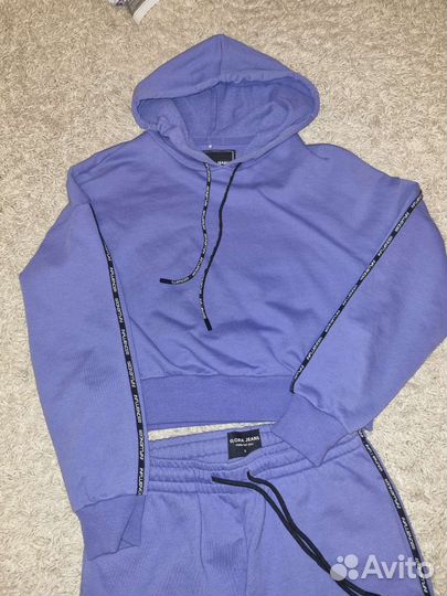 Спортивный костюм