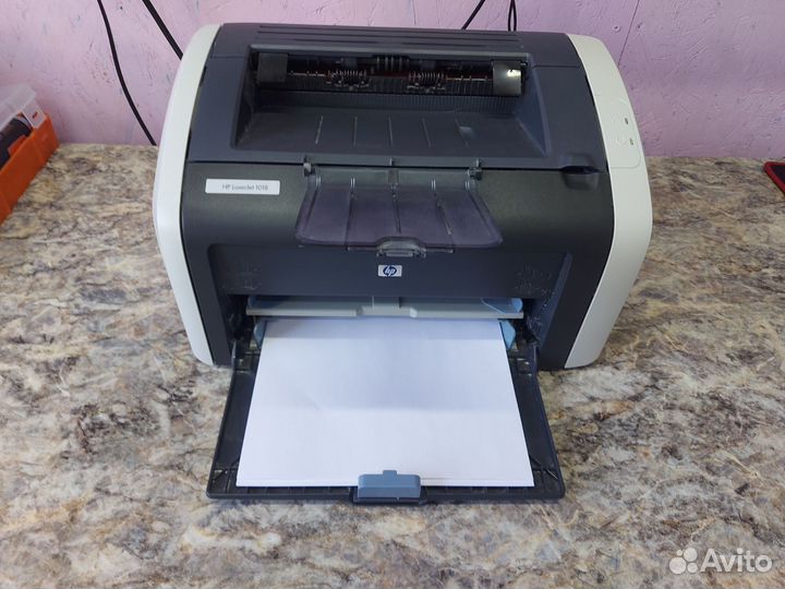 Принтер лазерный HP laserjet 1018