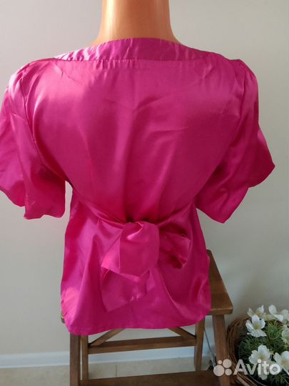 Блуза атласная 46 размер