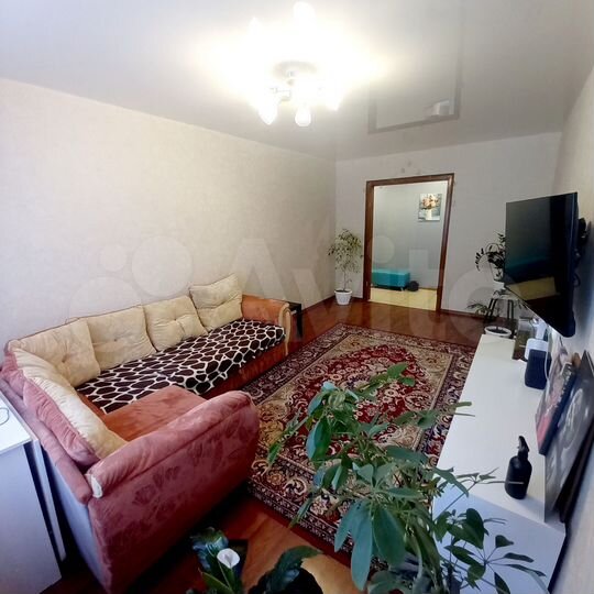 3-к. квартира, 67,2 м², 2/10 эт.