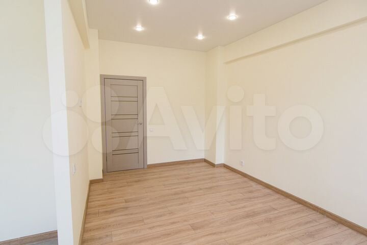 3-к. квартира, 80 м², 2/4 эт.