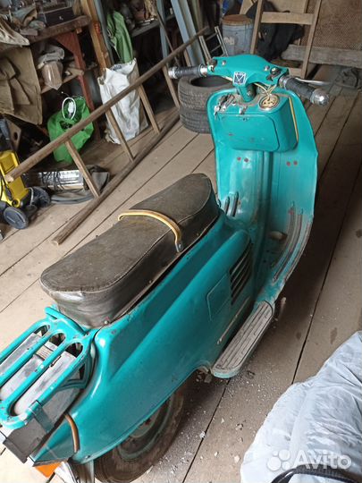 Мотороллер вятка 150