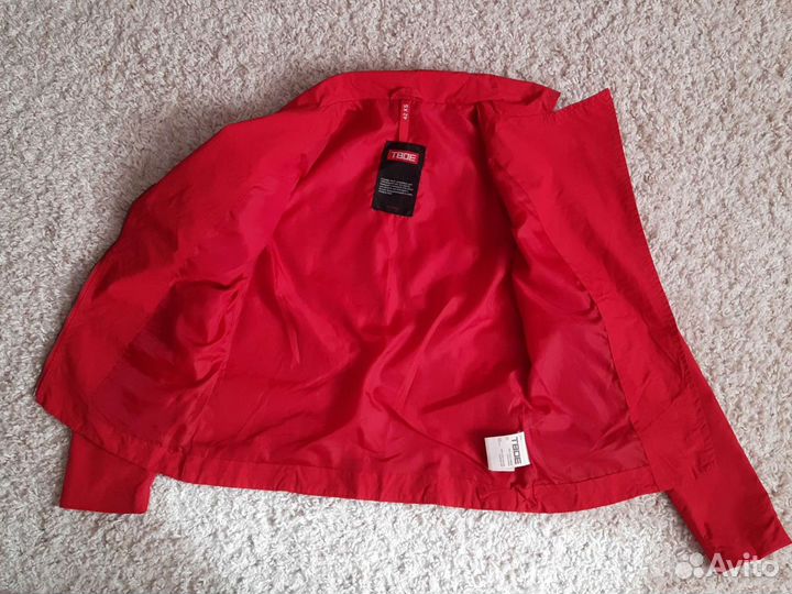 Ветровка для девочки