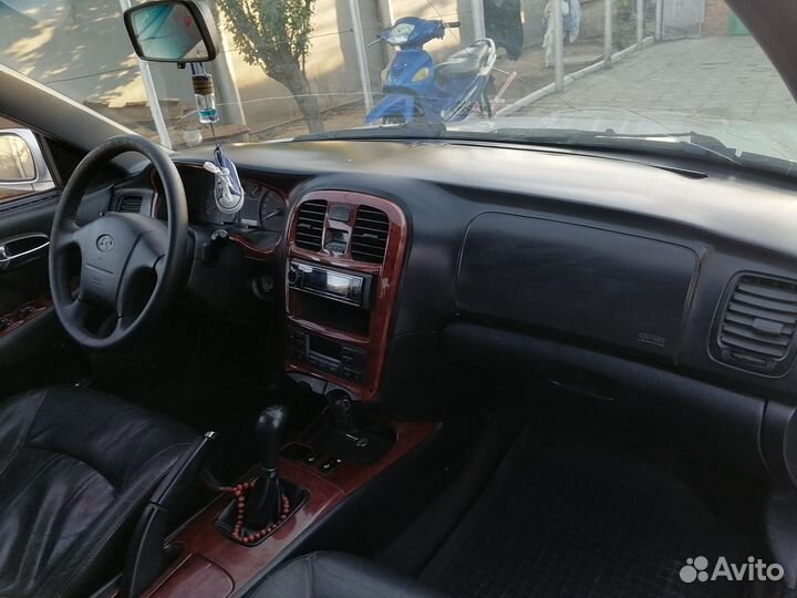 Hyundai Sonata 2.0 МТ, 2005, 296 000 км