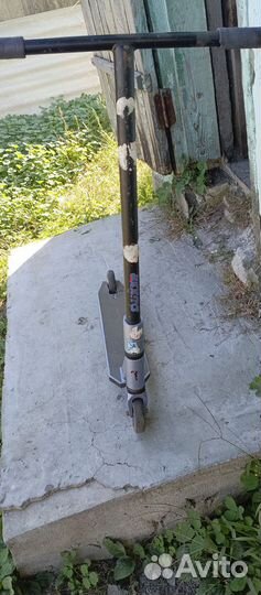 Самокат трюковой