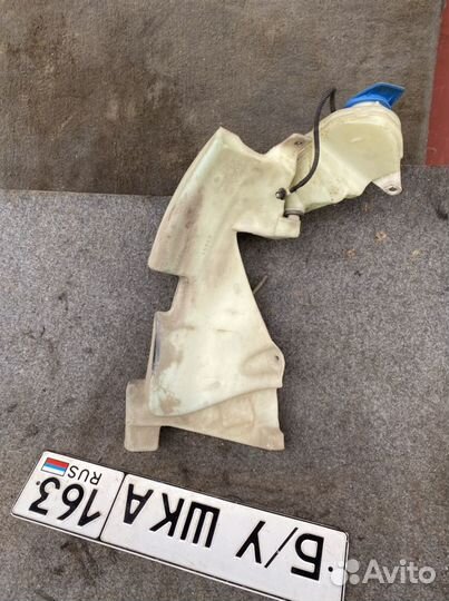 Бачок омывателя audi a4 b7