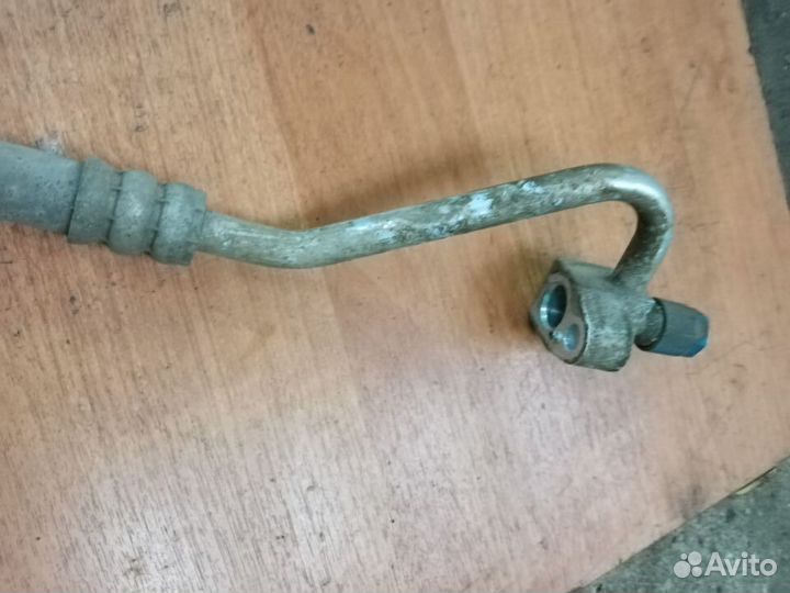 Трубка кондиционера Nissan Primera P11 2.0