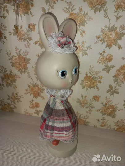 Статуэтка зайка