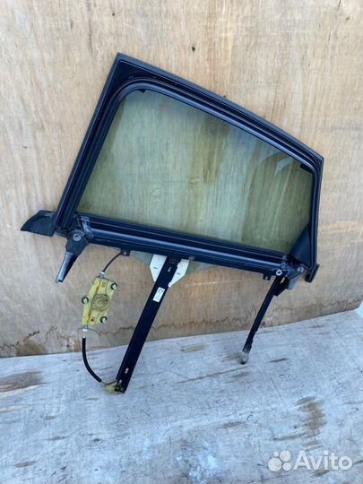 Стекло заднее правое Audi A6 C6