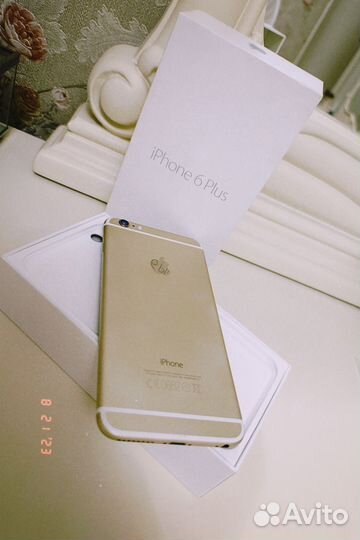 Смартфон Apple iPhone 6S 16 гб золотой