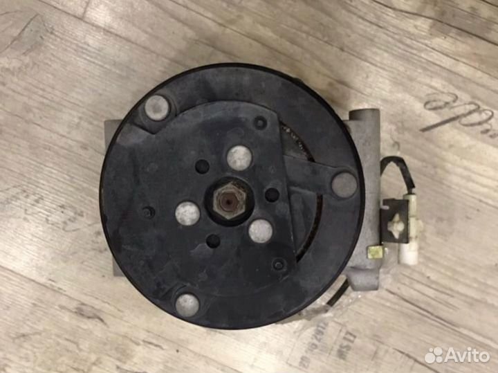 Компрессор кондиционера Faw v5