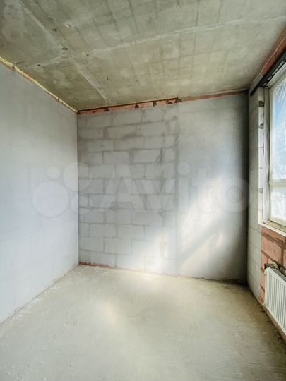 2-к. квартира, 60 м², 1/8 эт.