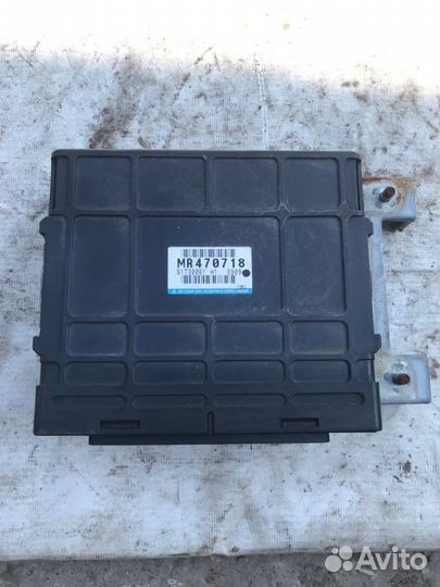 Блок управления двигателем Mitsubishi Galant 6A13