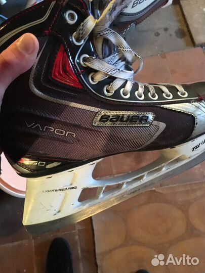 Хоккейные коньки bauer 44 размер, 9D