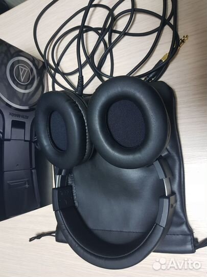 Наушники Audio-Technica ATH M40x (как новые)