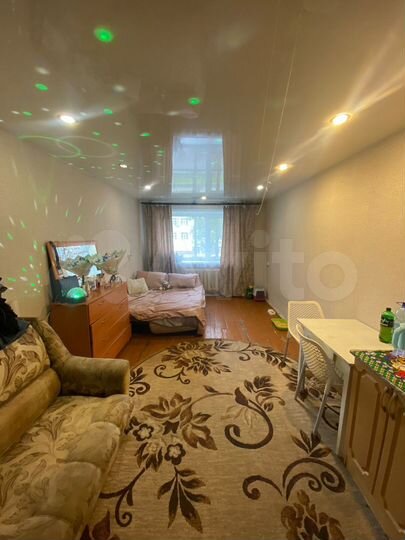 Комната 18 м² в 1-к., 2/4 эт.