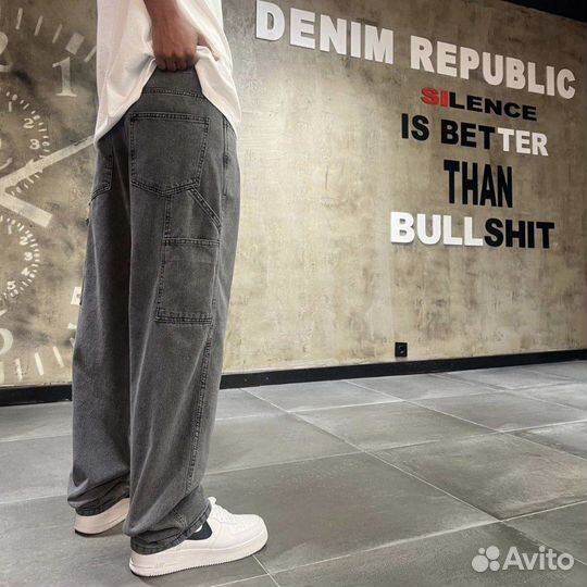 Джинсы трубы Denim Republic