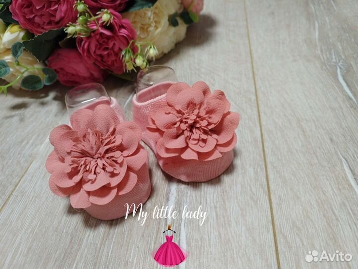 Комплект пинетки и повязка для девочки новое