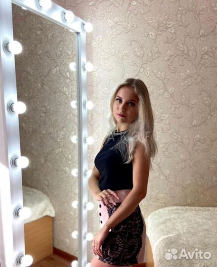 Гримерное зеркало с подсветкой