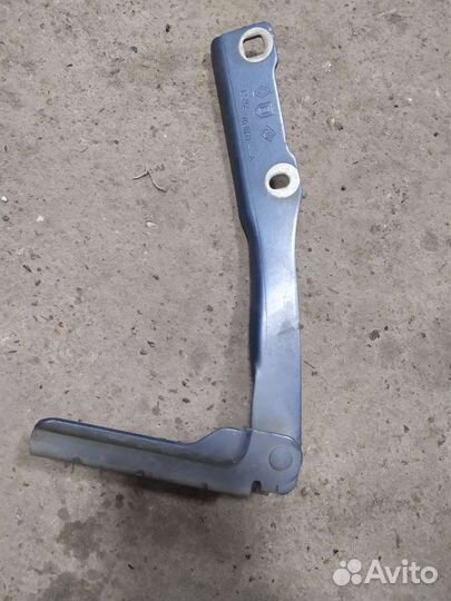 Петли капота renault sandero 1