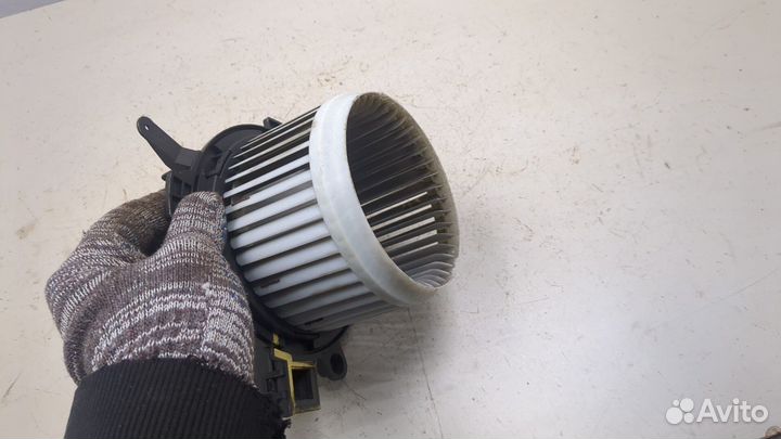 Двигатель отопителя Peugeot 3008 2020, 2021