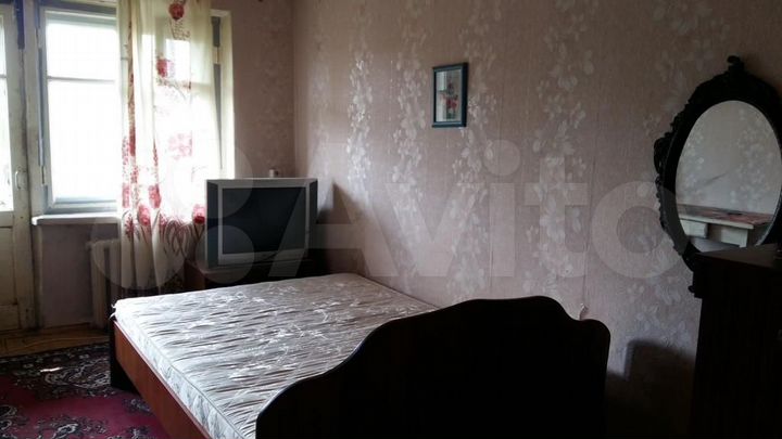 Комната 31 м² в 5-к., 4/4 эт.