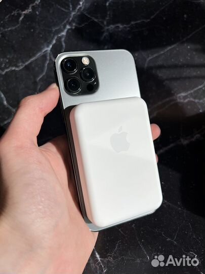 Apple Battery Pack (внешний аккумулятор)