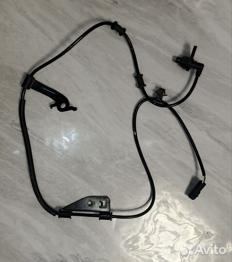 Датчик абс Chery Tiggo передний правый