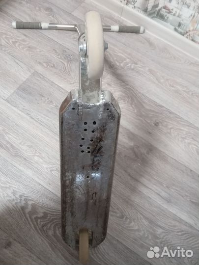 Трюковой самокат кастом парк