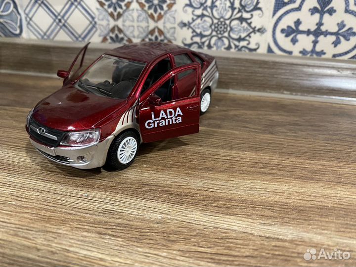 Модель автомобиля LADA granta Autogrand