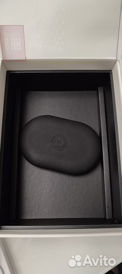 Беспроводные наушники Beats