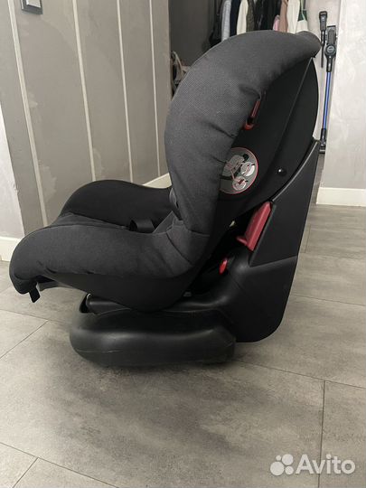 Автокресло maxi cosi priori