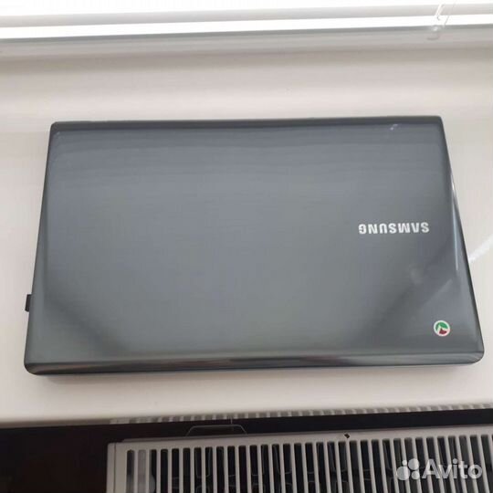 Ноутбук Samsung