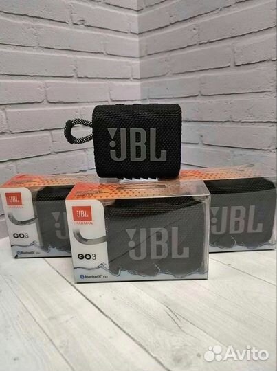 Колонка JBL GO3