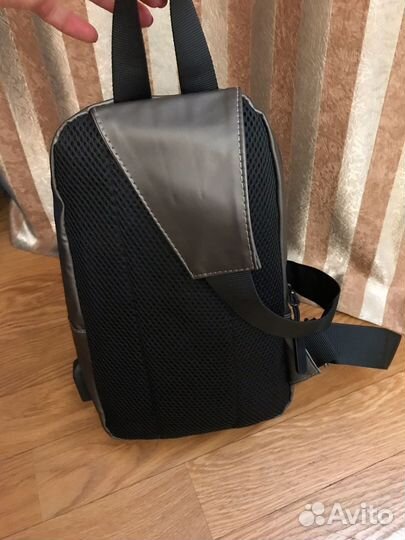 Сумка на одно плечо спортивная