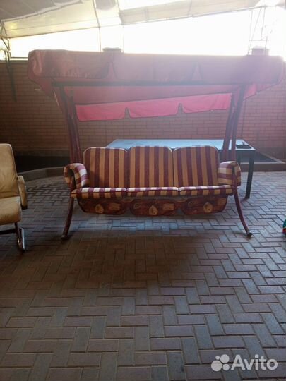 Садовая качеля