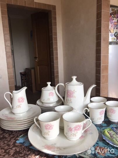 Сервиз чайно - кофейный на 22 предмета